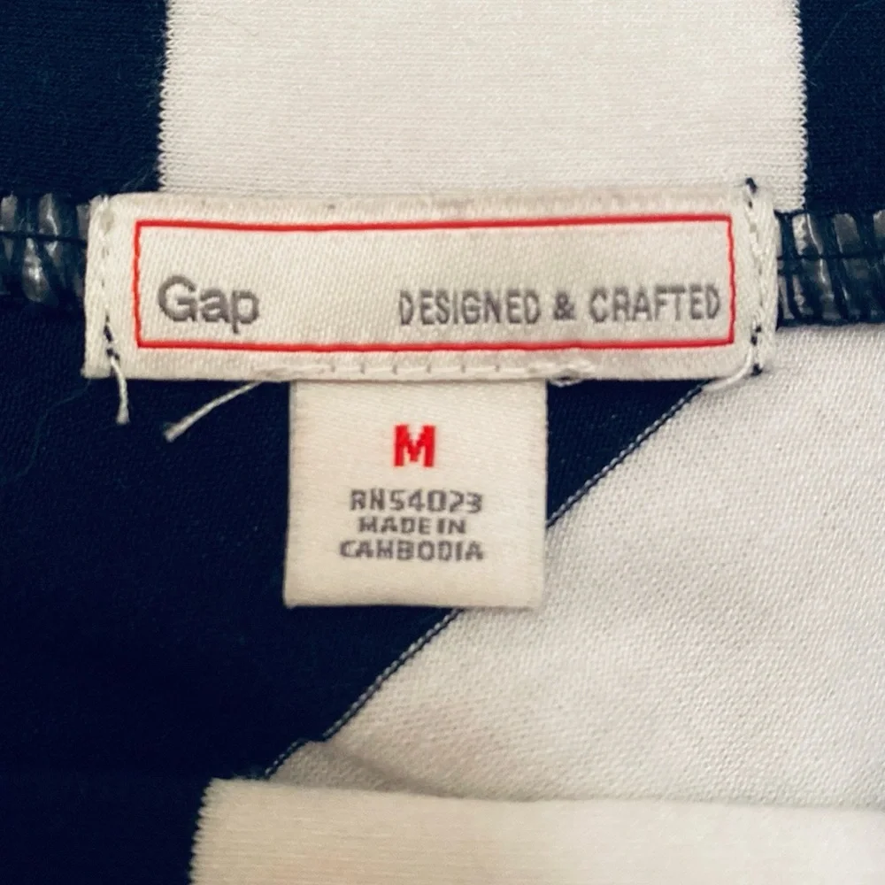 GAP navy blue